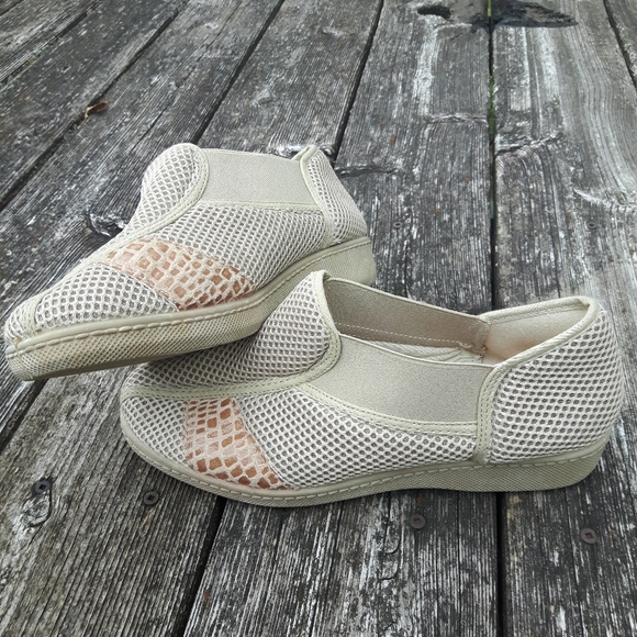 Snakeskin Slip-on Sneakers - Picture 2 of 4